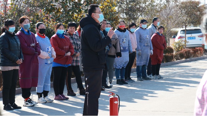 安全无小事，防患于未然——百华鞋业举行消防演练活动，筑牢安全防火墙！